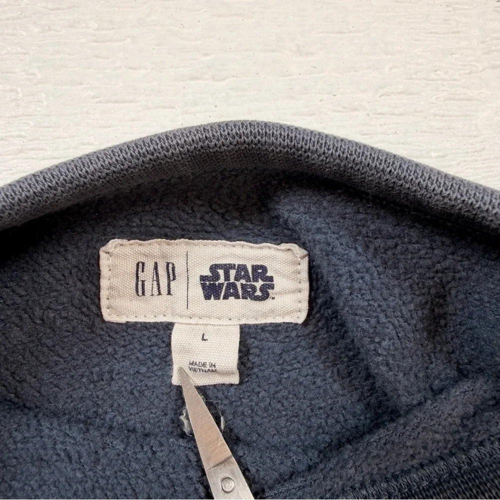 GAP x Star Wars Kids Boys Sweatshirt Blue Youth Crewneck Large (10/11)